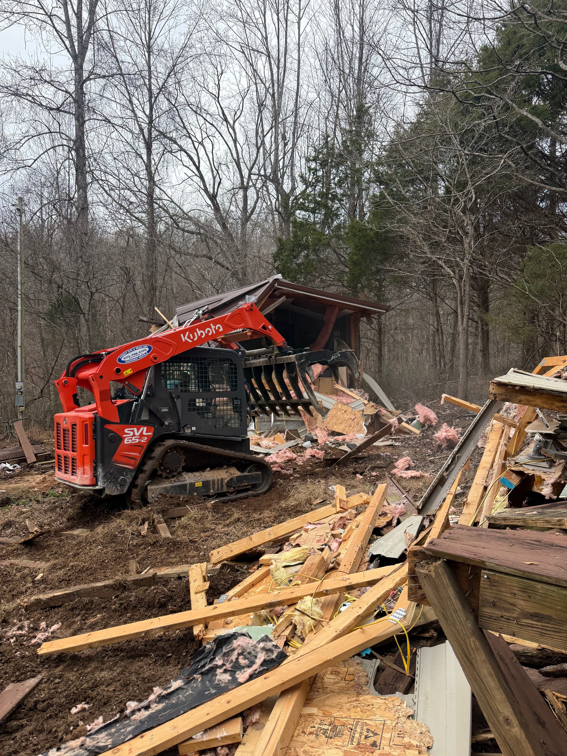 Efficient Demolition on Hunting Land in Bowling Green